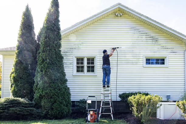 Fence Pressure Washing in Highland, CA